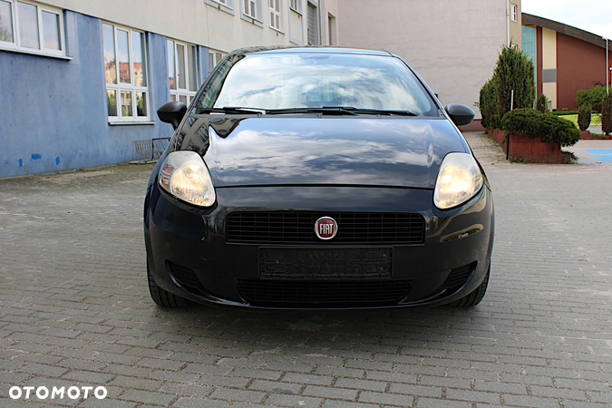 Fiat Grande Punto - 11