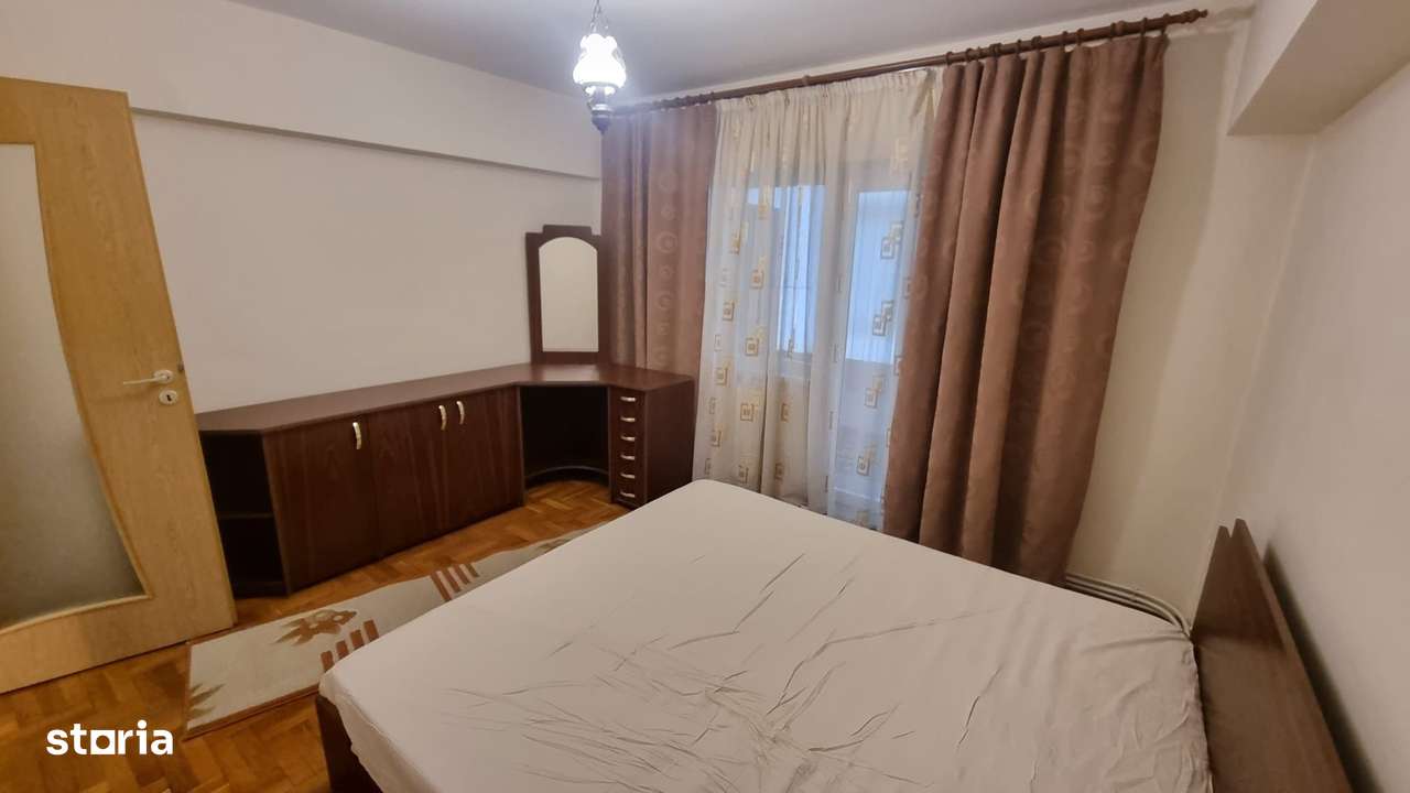 Apartament 3 camere, zona ultracentrala - Imagine principală: 4/15