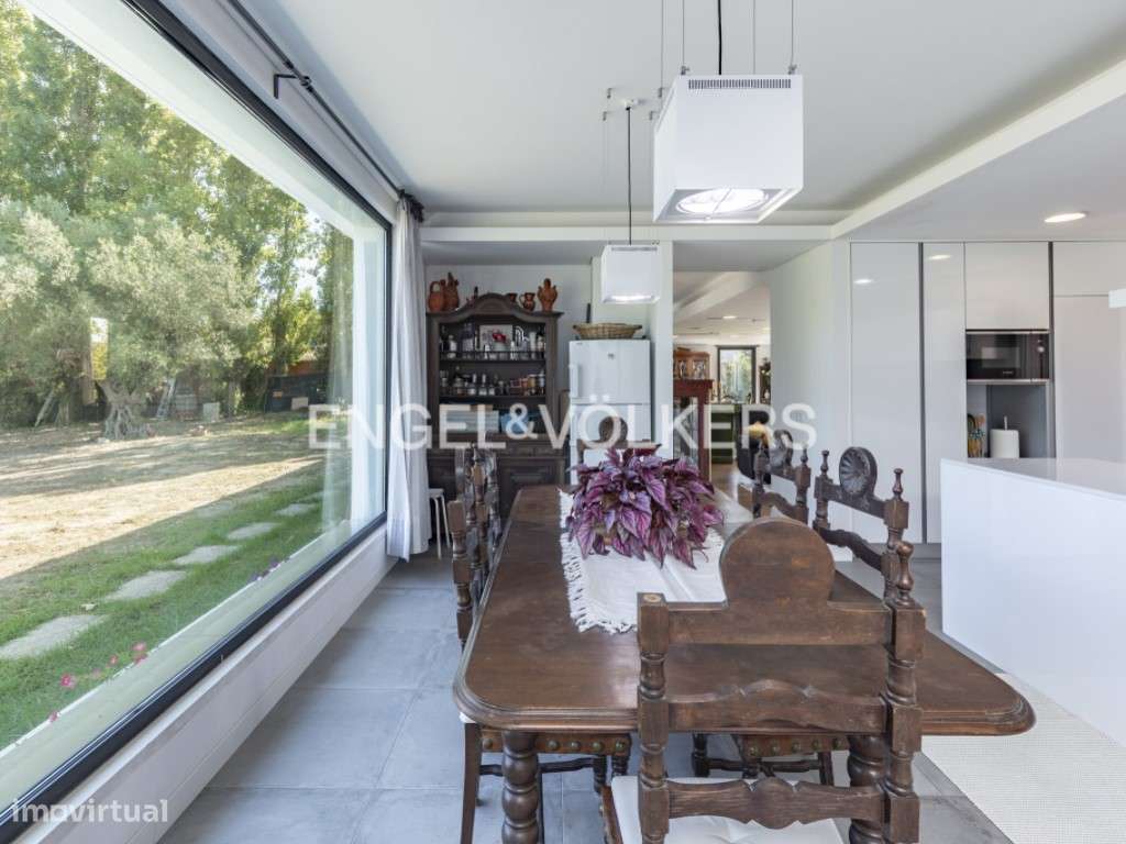 Sofistivada Moradia na Quinta do Anjo-10