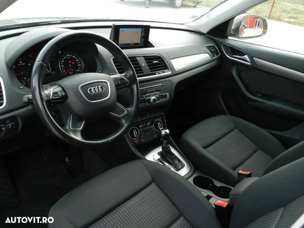 Audi Q3 2.0 TDI Quattro Stronic Design - 14