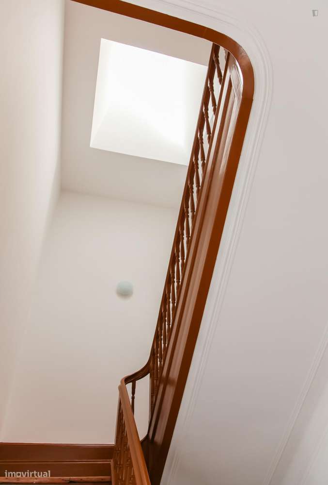 Quarto - localizado em Cidral Coimbra - Grande imagem: 5/7