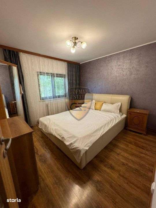 Faleza Nord Delfinariu, 3 camere, et 2/4, decomandat, parcare, - Imagine principală: 2/13