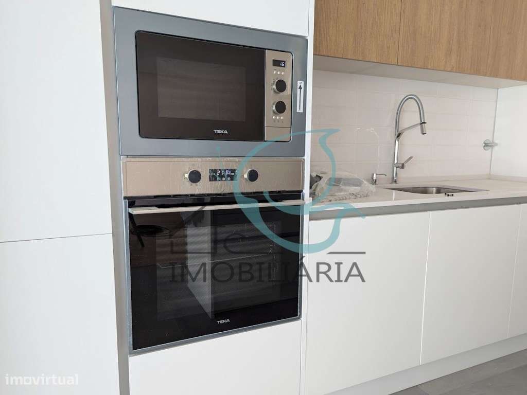 Moradia T3 com acabamentos de Luxo e Piscina - Quinta da Amizade-24