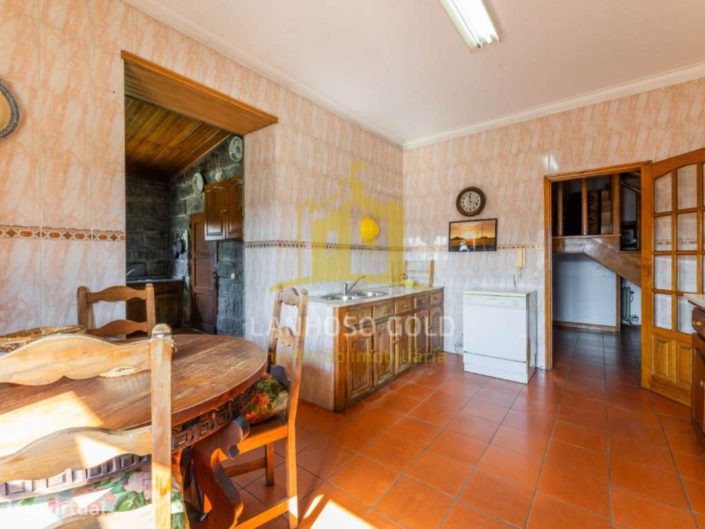 Encantadora Moradia T4 em Pedra Campos e Louredo-7