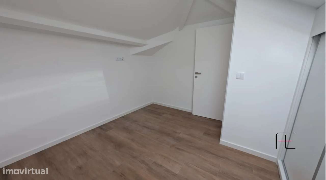 Moradia em Banda T1, Porto, Porto-6