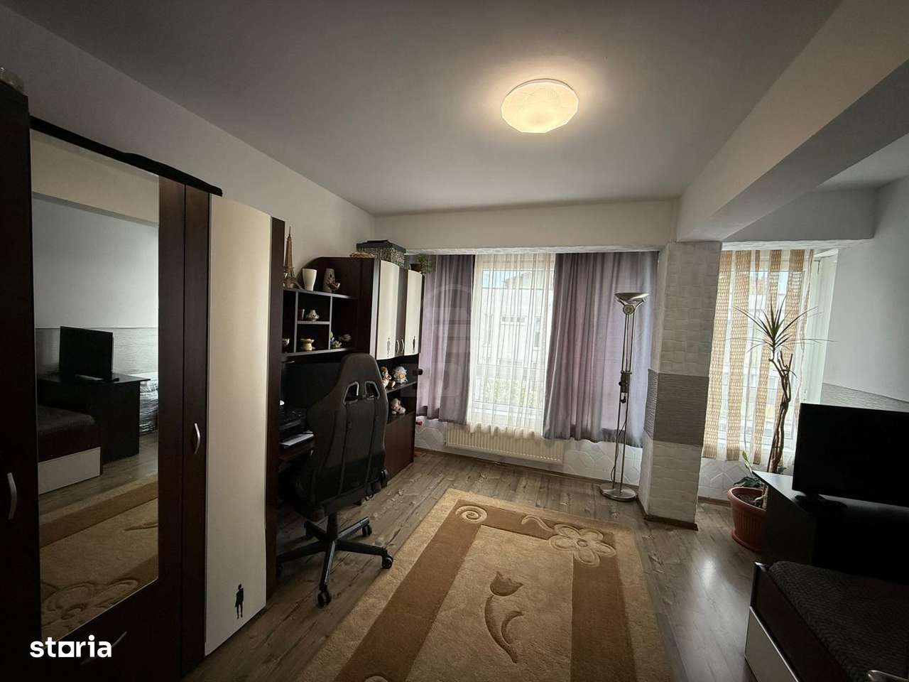 Apartament 2 camere zona Porii !-0