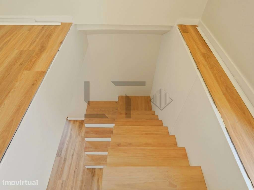 Penthouse T3 (possível T4) com Terraço, plena vista Rio e Garagem, ...-45