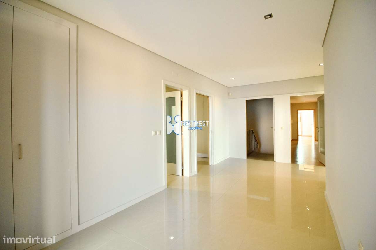 MORADIA INDIVIDUAL 4 FRENTES T3+2, C/PISCINA,PUMAR E CHURRASQUEIRA, 4M - Grande imagem: 5/24