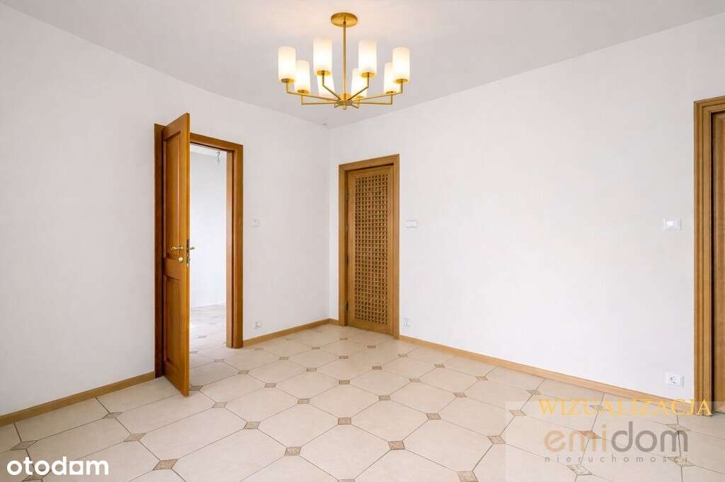 Kamienica z windą | Łazienki Królewskie | Metro-3