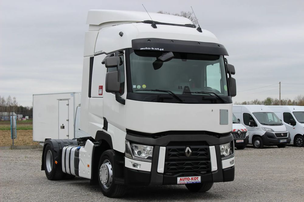 Renault T-series 2015