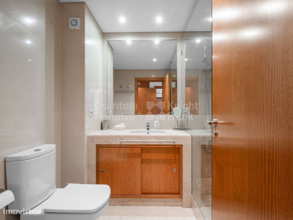 Apartamento T2 convertido em T1 na Costa da Guia, Cascais-21