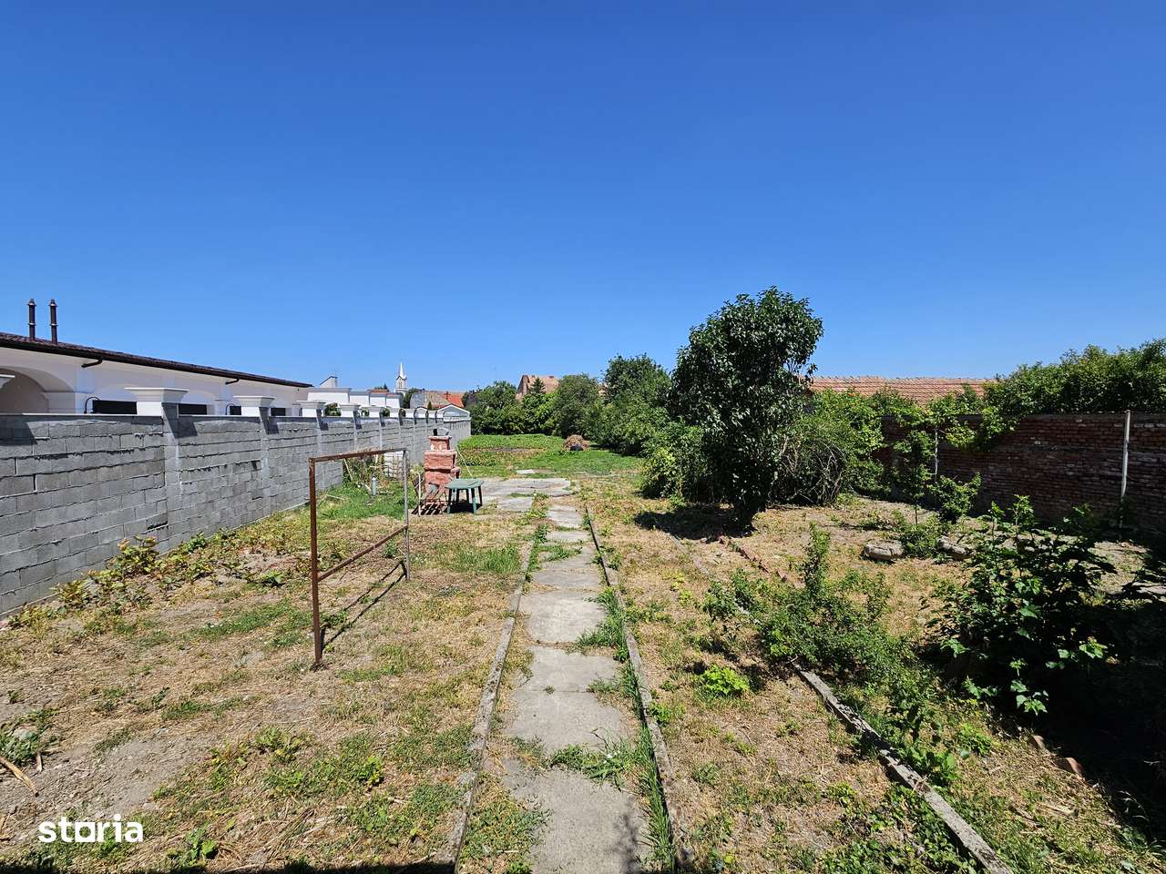 Casa cu teren de 1756mp in Centru - Imagine principală: 5/8