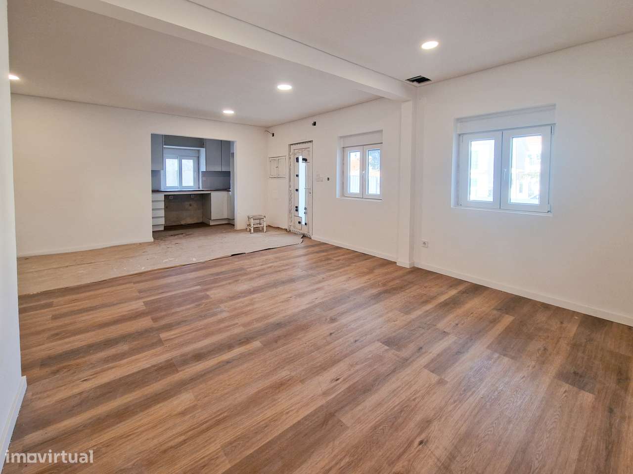 Moradia T3 nova com jardim em Sesimbra-5