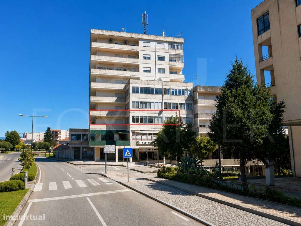 Apartamento T3 No Coracao De Valenca
