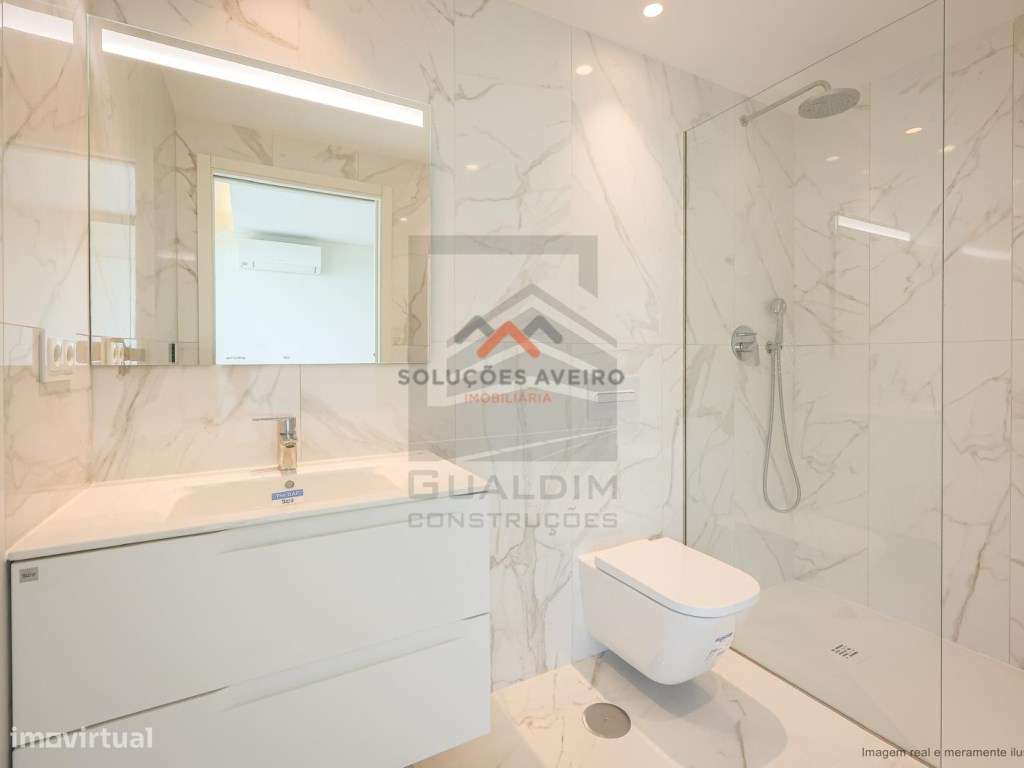 Apartamento T2+ Terraço Implex em Aveiro!-19