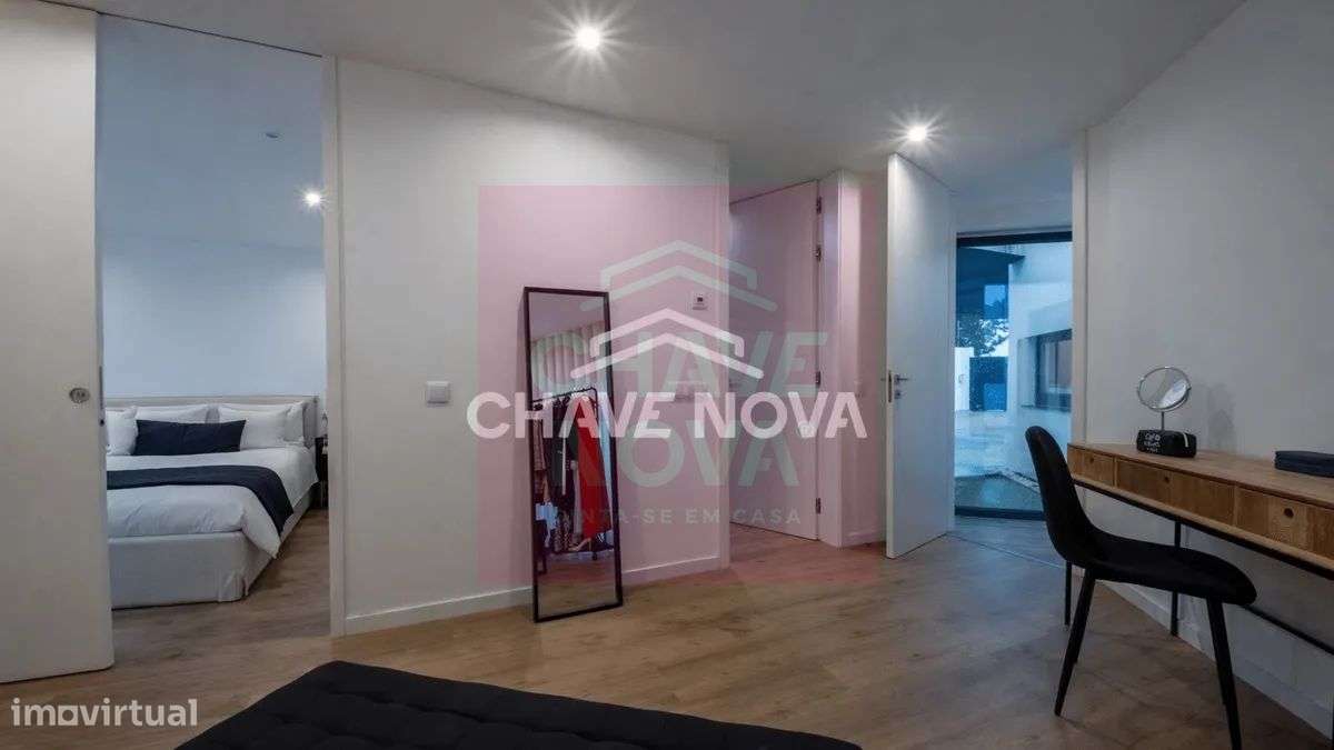 Moradia T4 de Luxo em Milheirós - Grande imagem: 4/39