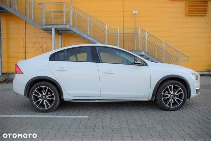 Volvo S60 CC T5 AWD Summum - 14