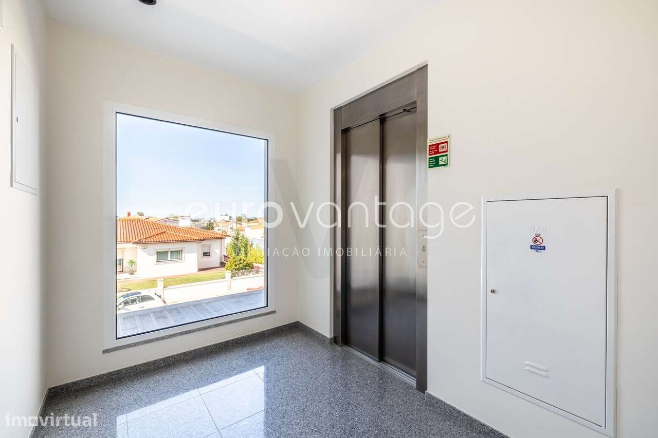 Apartamento T3 de Excelentes áreas-53