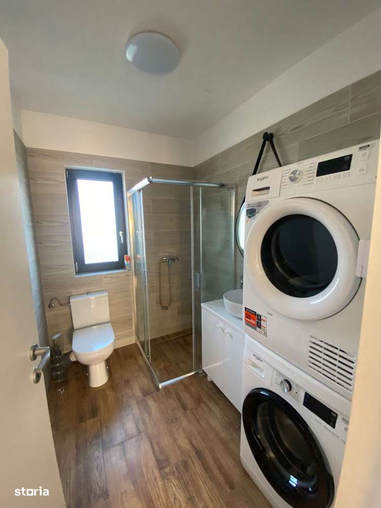 Vila superba situata langa lac si parc | Tunari - Imagine principală: 5/20