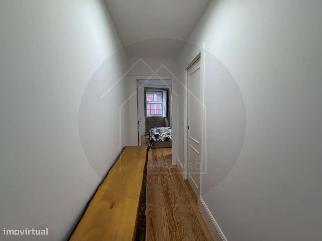 Fantástico T1 com 2 frentes - 42 m² - Centro do Porto, Av. dos Aliados-6