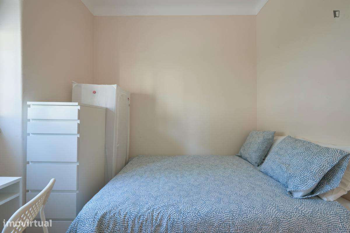 Quarto - localizado em Alvalade Lisbon - Grande imagem: 4/48