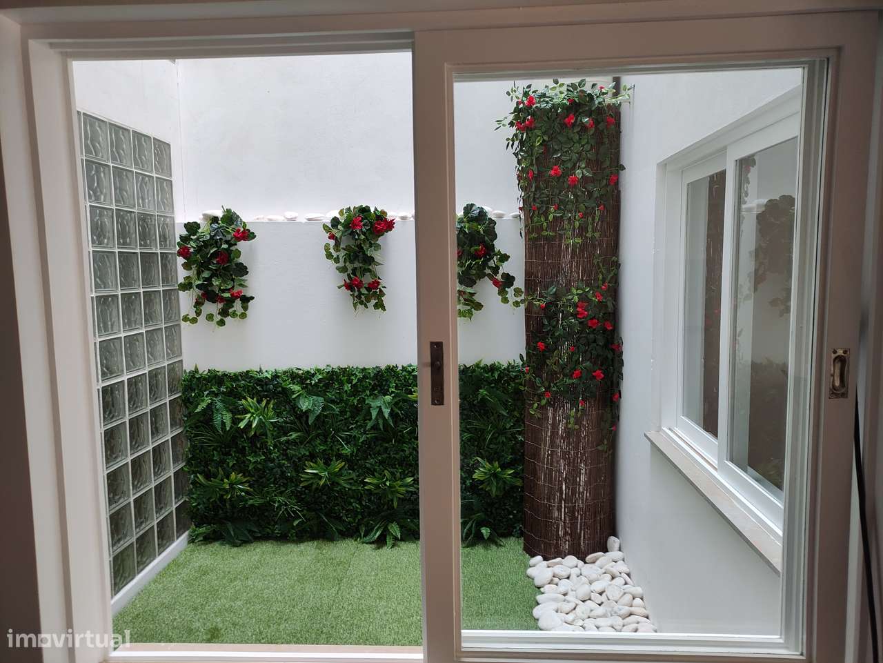 Apartamento T1+1 mobilado e equipado em pleno centro histórico - Grande imagem: 4/21