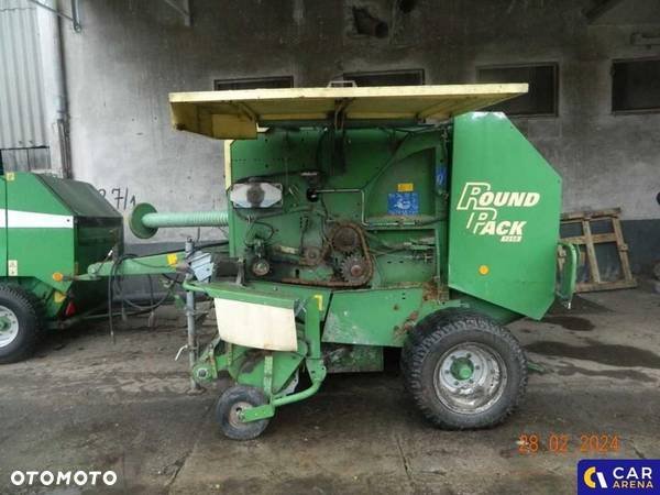 Krone Round Pack 1250 - 15