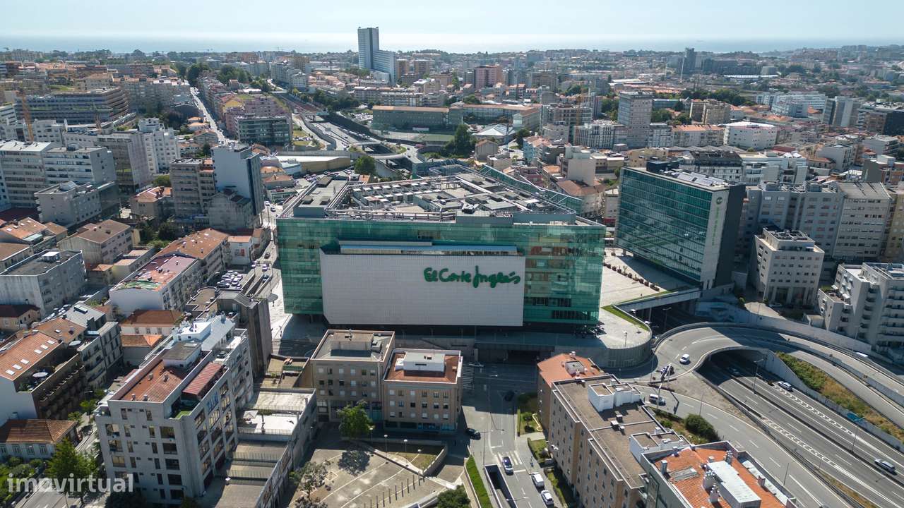 Apartamento T2 de construção recente junto ao El Corte Inglés em Gaia-23