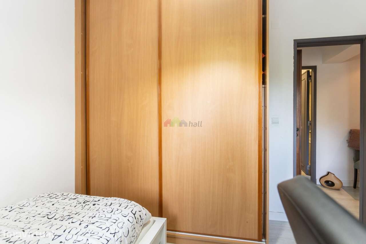 Apartamento T3, central com vista rio-12