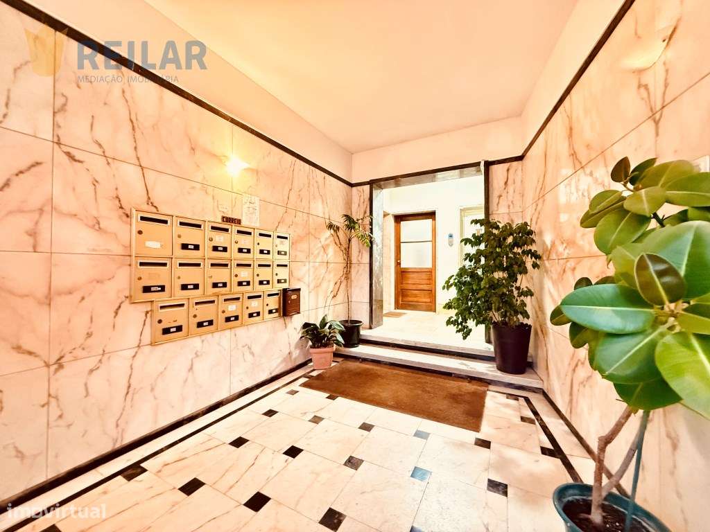 Graça - T2+1 Impecável-25