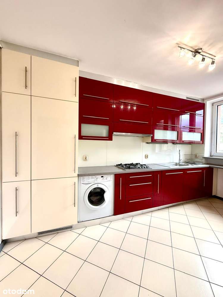 Szukasz przestrzeni? 4 pokoje, balkon, garderoba - gotowe do wejścia!-5