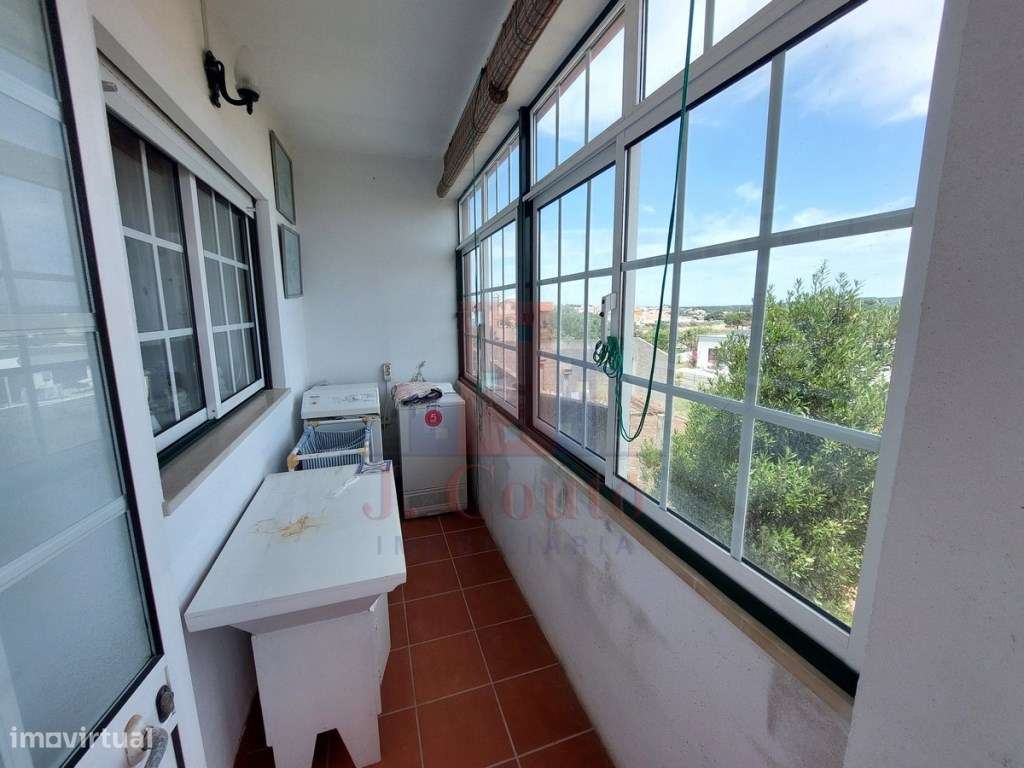 Moradia Geminada T4 com terreno | Entre a Cidade e a Praia-26
