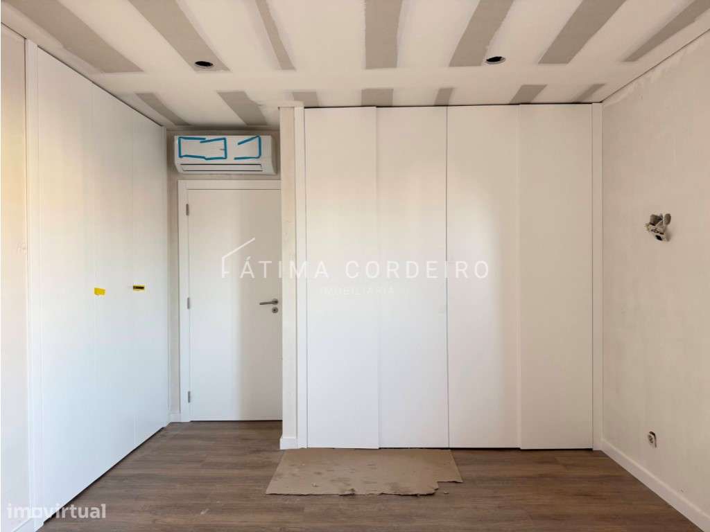 T2 com terraço de 71m2 e arrecadação-8