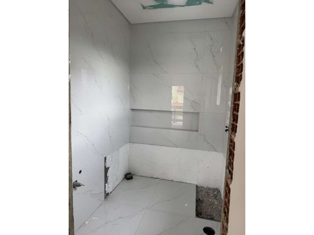 Moradia Geminada Duplex, T 3, 2 suítes , pronta escriturar a curto ... - Grande imagem: 5/9