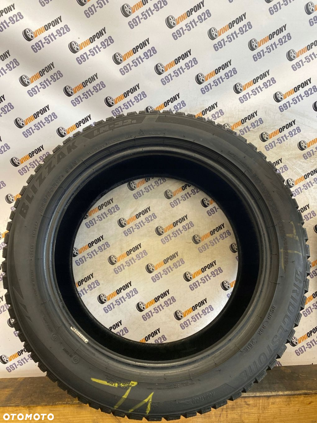 Bridgestone Blizzak LM-32S 225/50-17 98H - 2