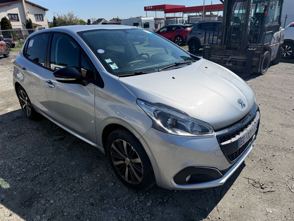 Peugeot 208 I 2017