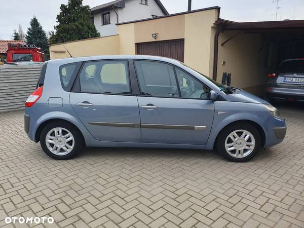 Renault Scenic 1.6 16V Expression - 7