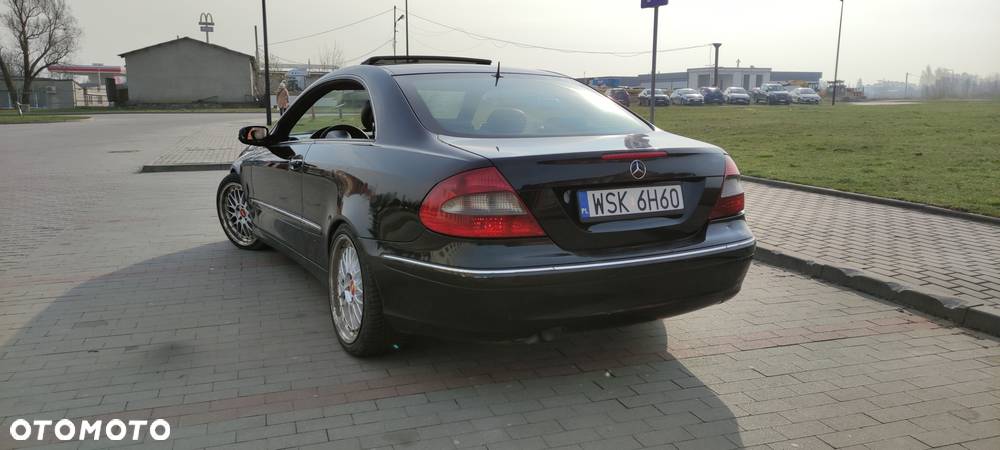 Mercedes-Benz CLK - 3