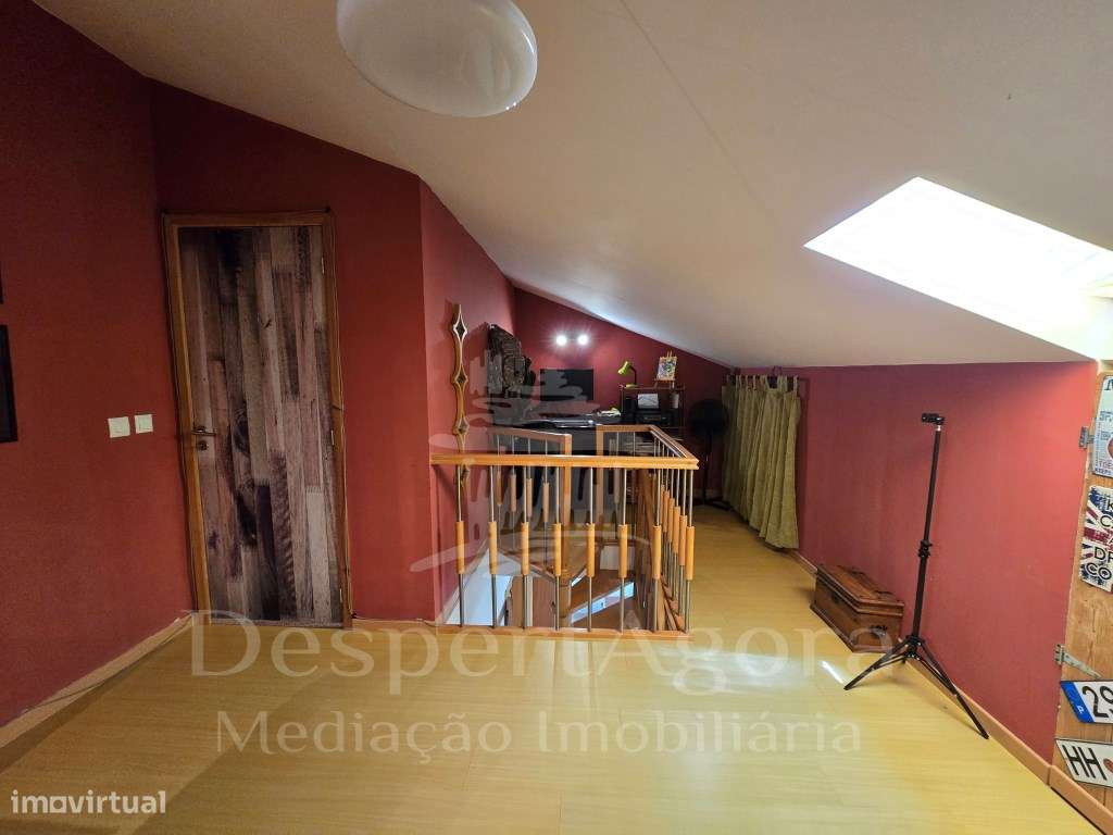 T3 Duplex em Casais Castelos-18