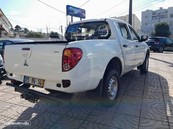 Mitsubishi L200 2.5 DI-D CD Invite+ AC/ABS 4WD - 14