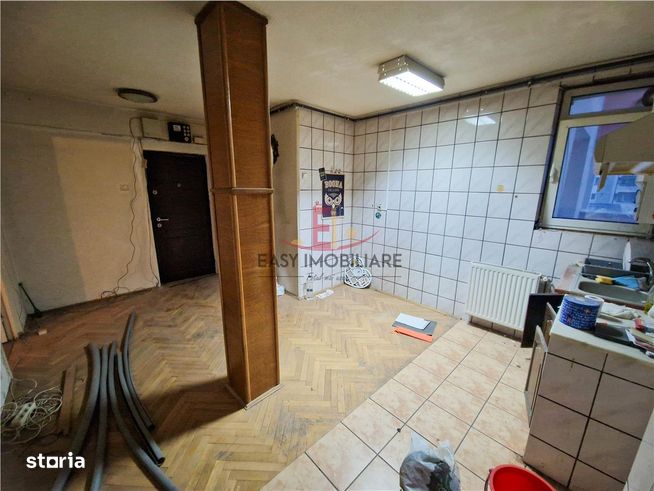 Apartament 3 camere,70mp,Bulevardul 1848,pivnita,Dambu Pitros,Targu Mu-8