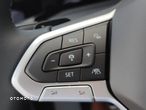 Volkswagen Golf VIII 2.0 TSI 4Mot Style DSG - 17