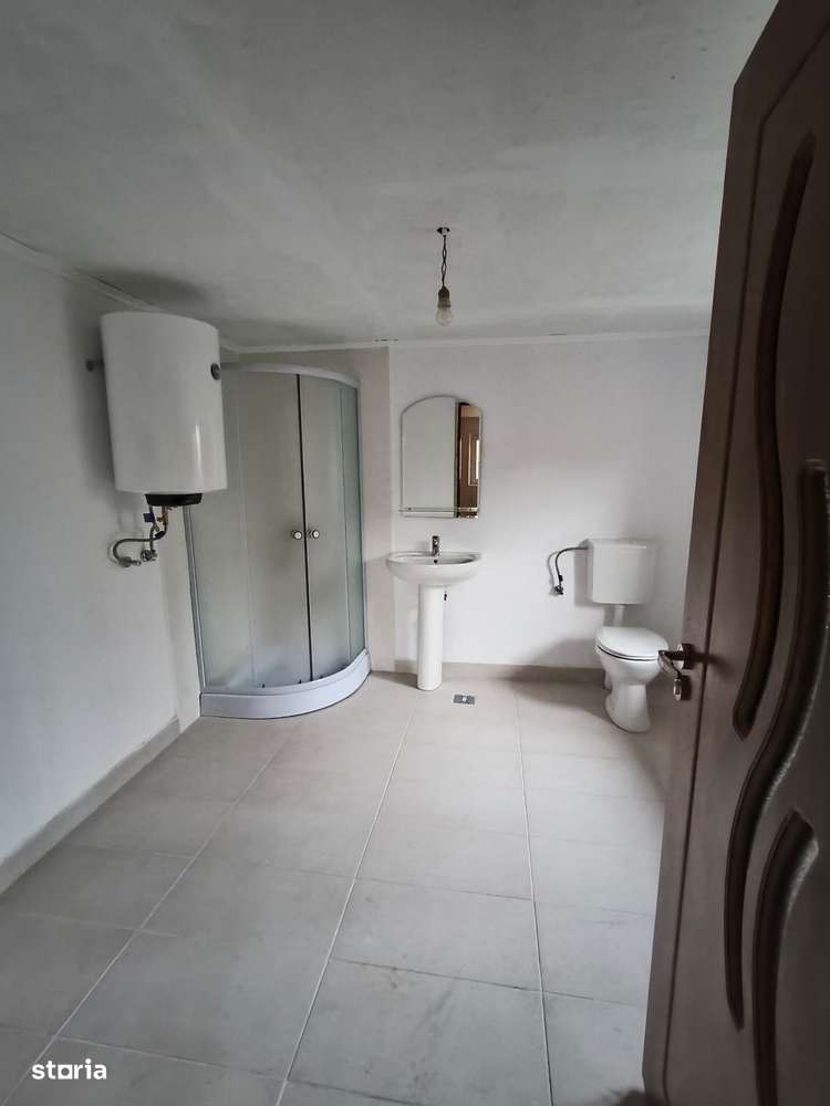 Vand casa sat Saranga comuna Pietroasele judetul Buzau-8