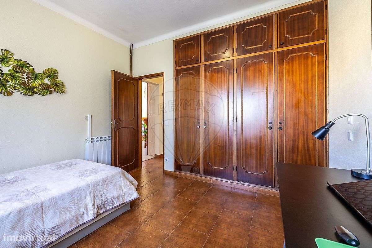 Moradia T4 para venda-25