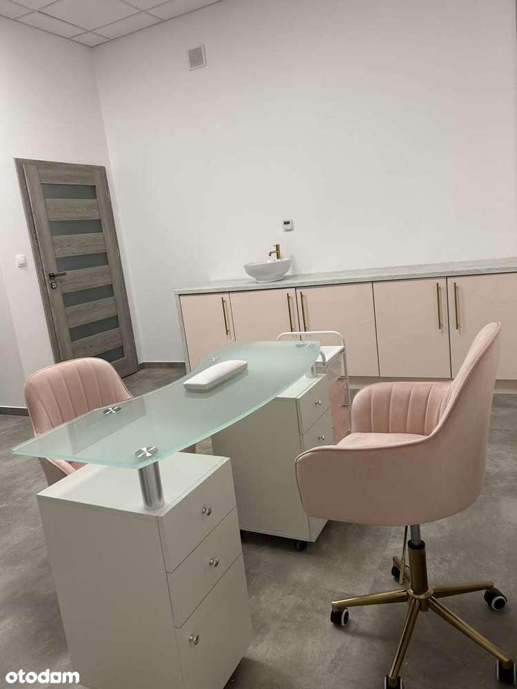 Lokal usługowy z parkingiem 24m2 umeblowany ul.Pryncypalna 113 Łódź - Pełny obrazek: 1/12