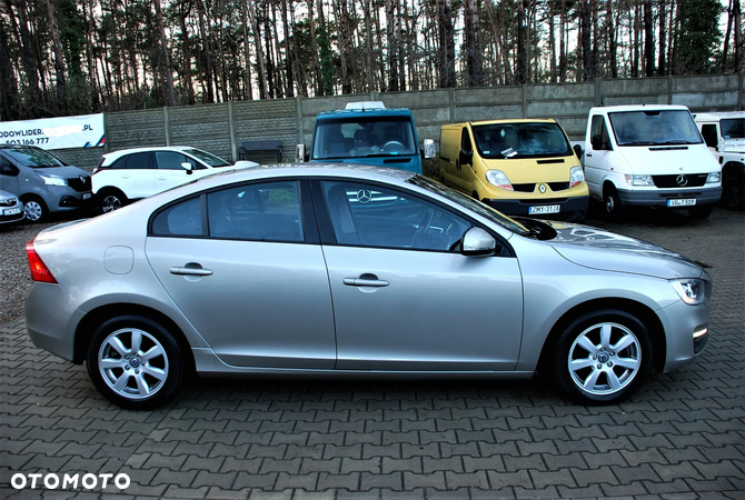 Volvo S60 - 12