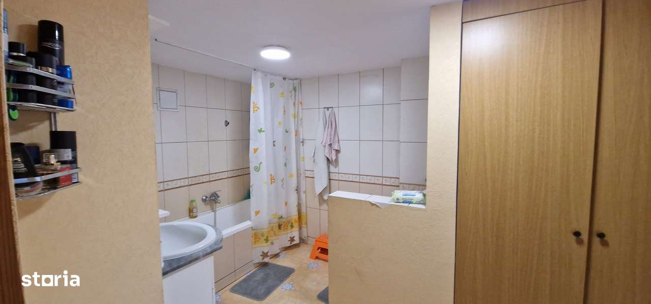 Casa individuala cu 7 incaperi, Sura Mica, 500 mp teren - Comision 0%-8