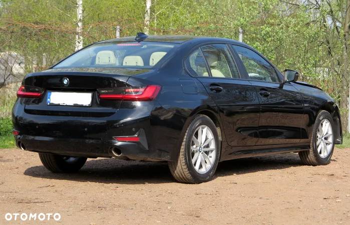 BMW Seria 3 318i Advantage sport - 5