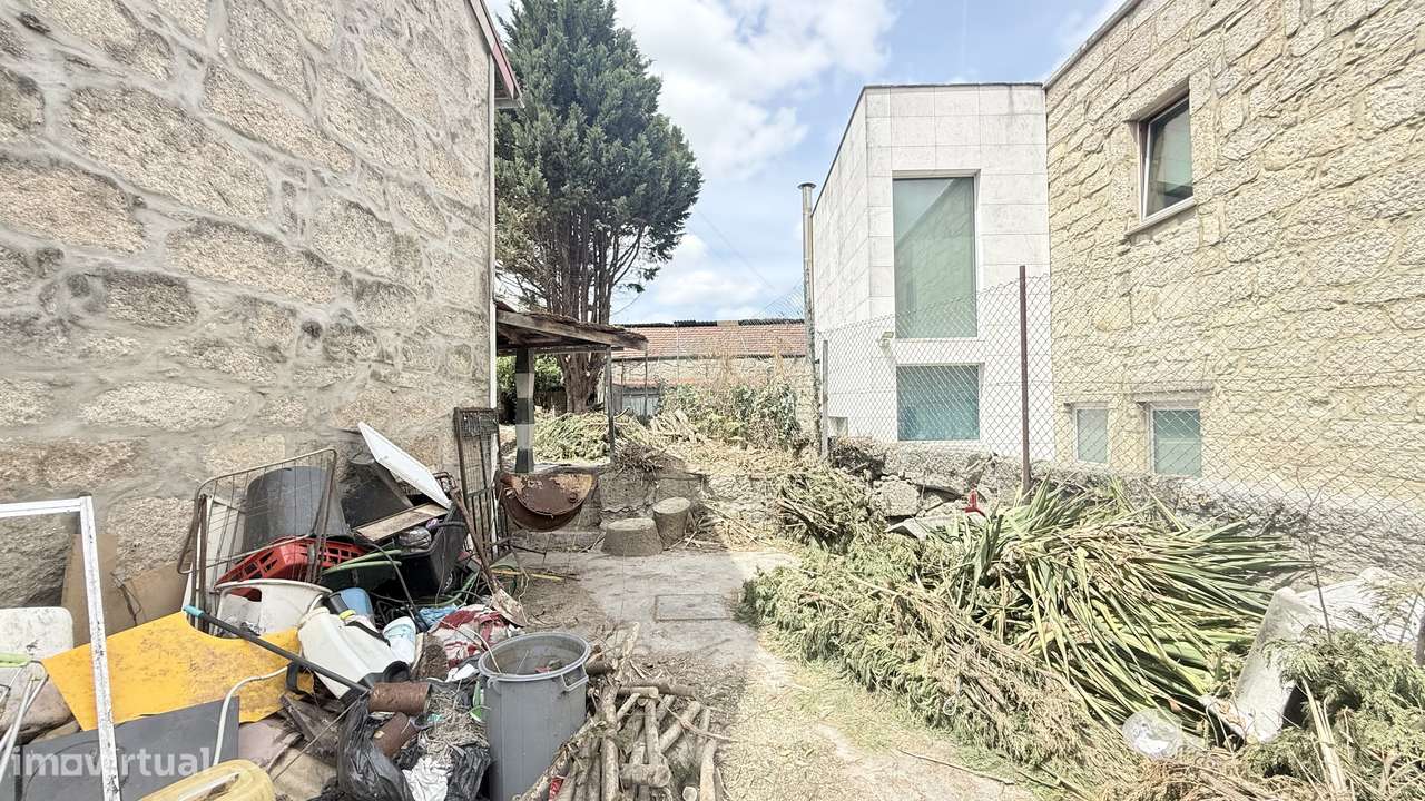 Moradia para remodelar em Ermesinde-4