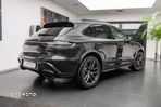 Porsche Macan T - 2